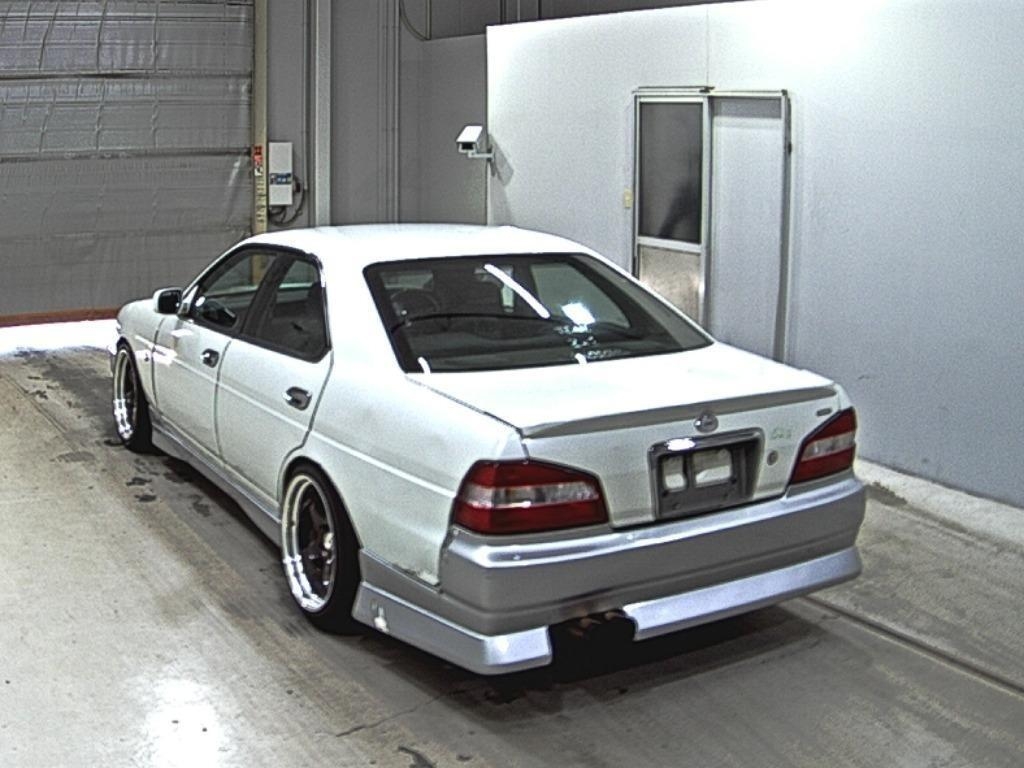 NISSAN LAUREL