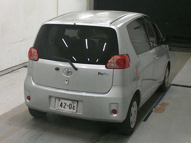TOYOTA PORTE