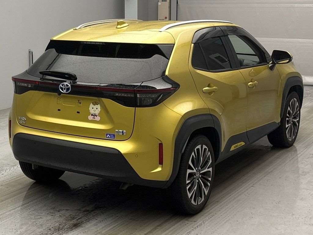 TOYOTA YARIS CROSS