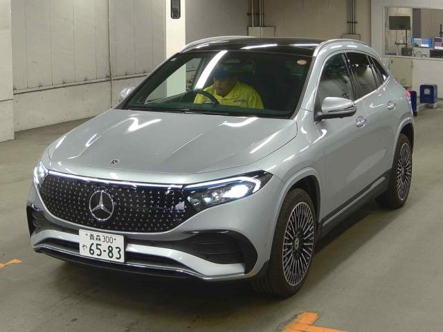 MERCEDES-BENZ EQA