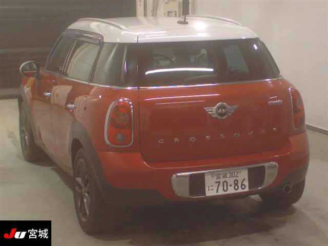 MINI CROSSOVER