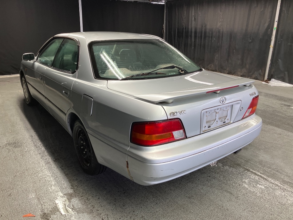 TOYOTA VISTA