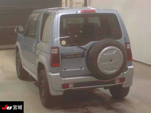 MITSUBISHI PAJERO MINI