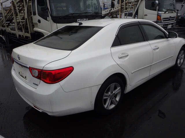 TOYOTA MARK X