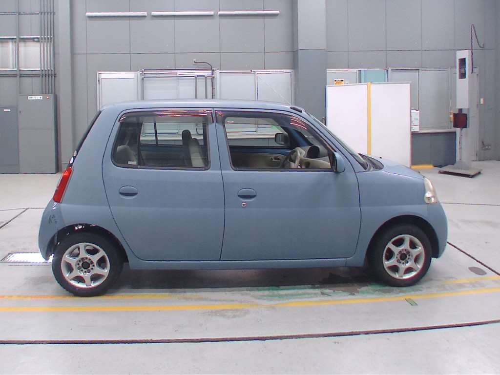 DAIHATSU ESSE