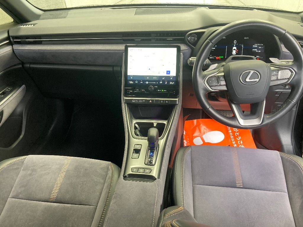 LEXUS LBX