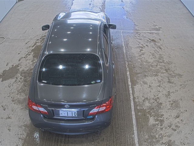 NISSAN FUGA