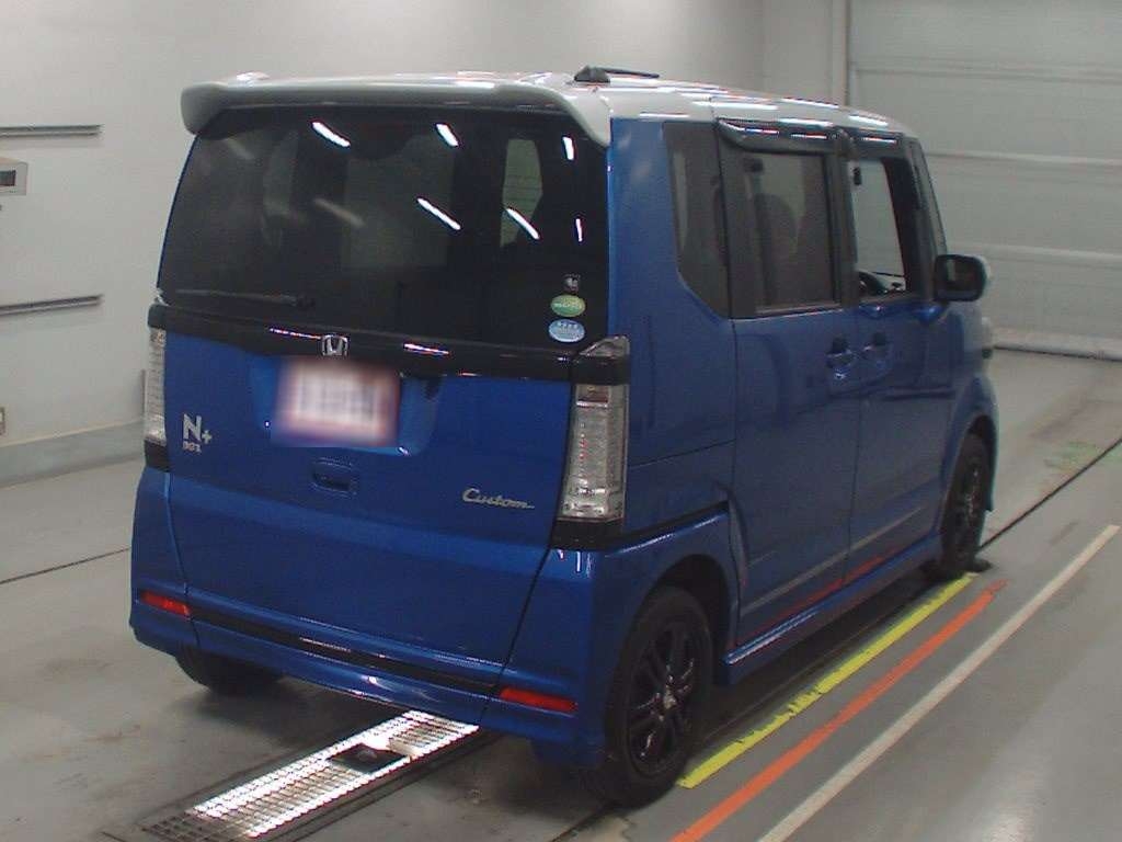 HONDA N-BOX+