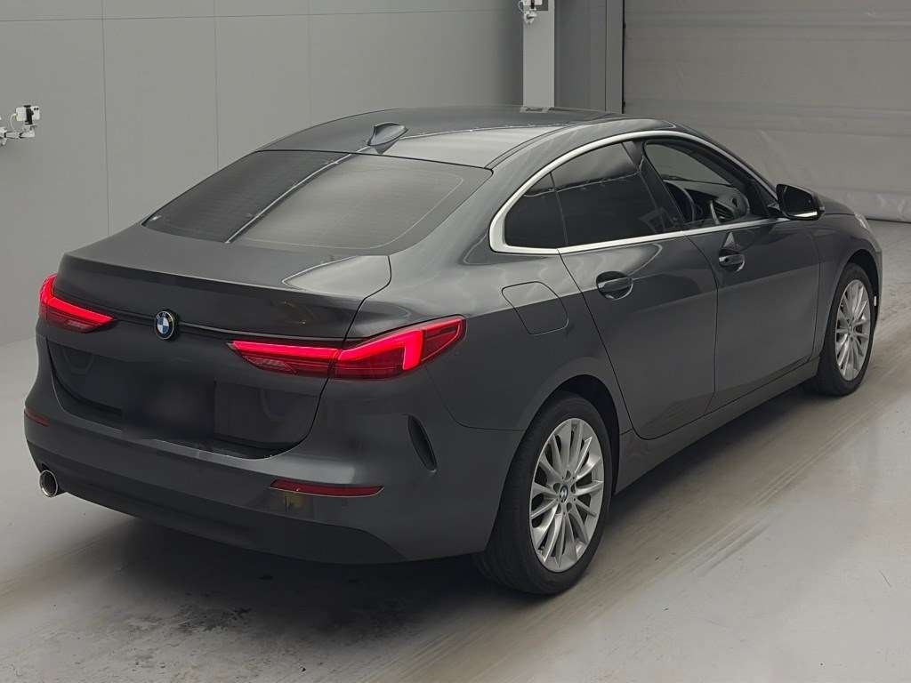 BMW 2-SERIES