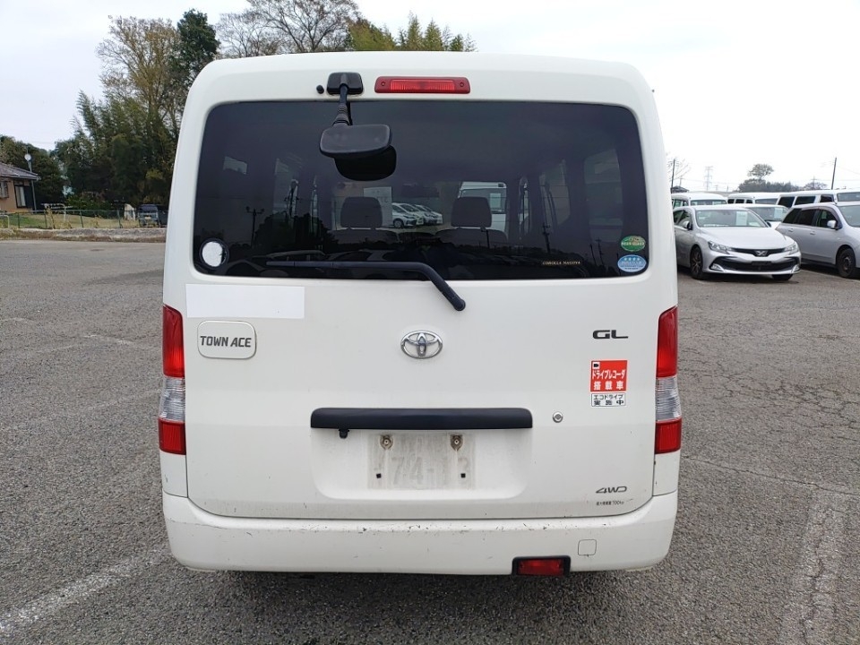 TOYOTA TOWN ACE