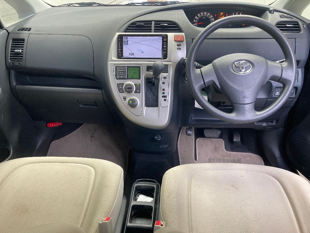 TOYOTA RACTIS