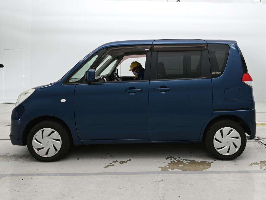 MITSUBISHI DELICA D:2