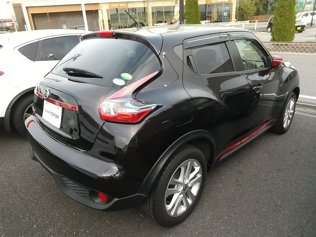 NISSAN JUKE
