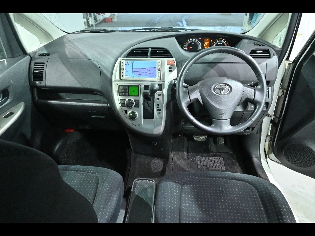 TOYOTA RACTIS