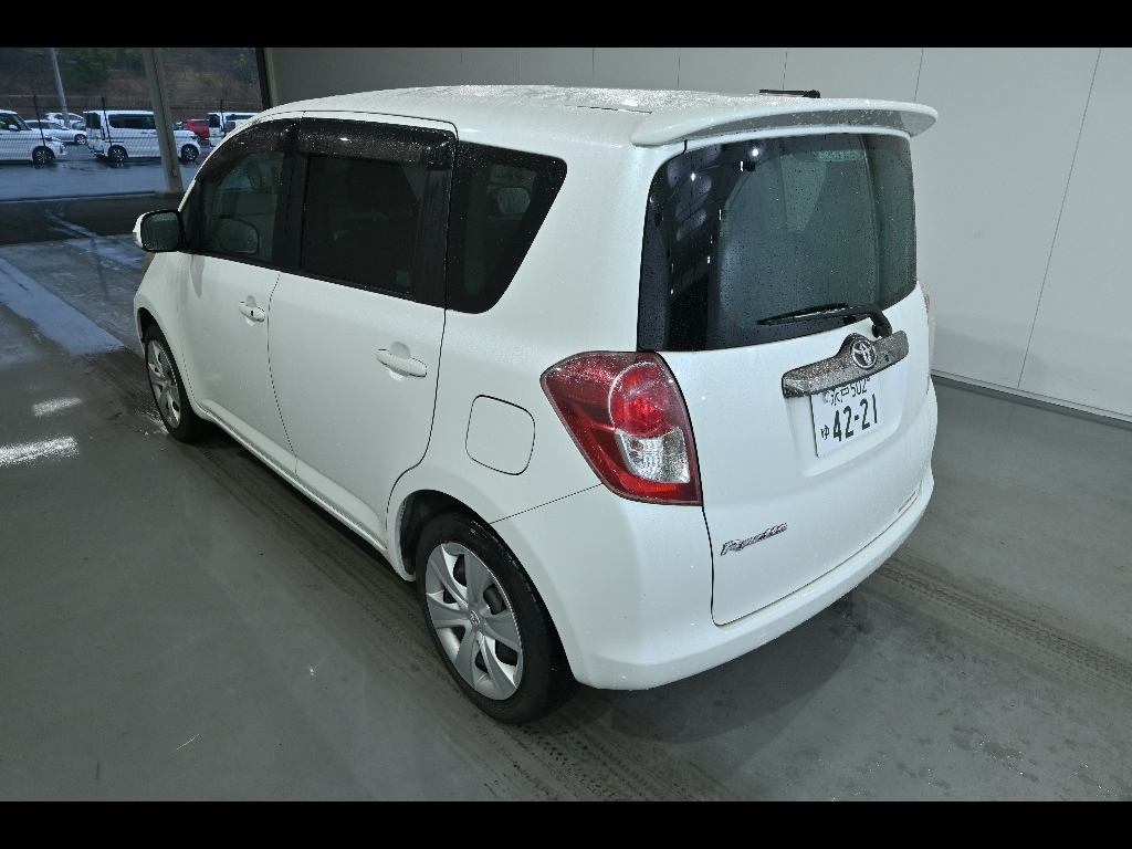 TOYOTA RACTIS