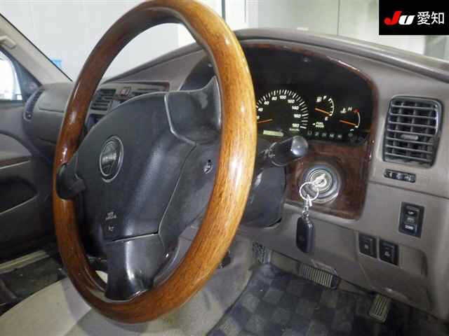 TOYOTA HILUX SURF