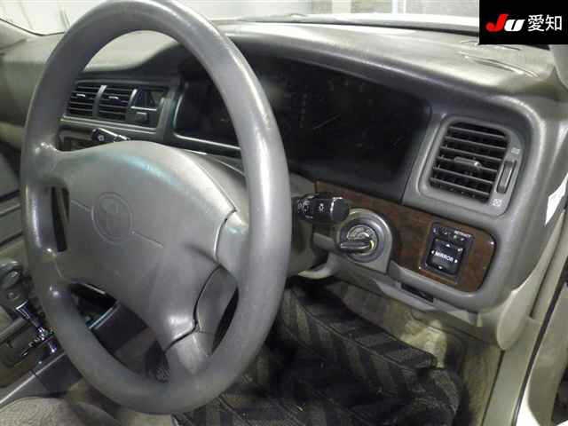 TOYOTA MARK II