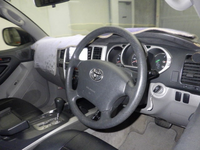 TOYOTA HILUX SURF