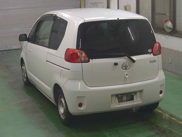 TOYOTA PORTE