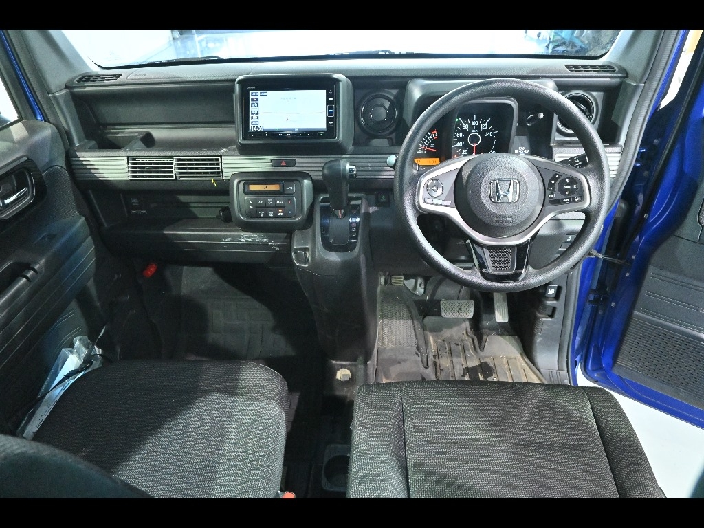 HONDA N-VAN