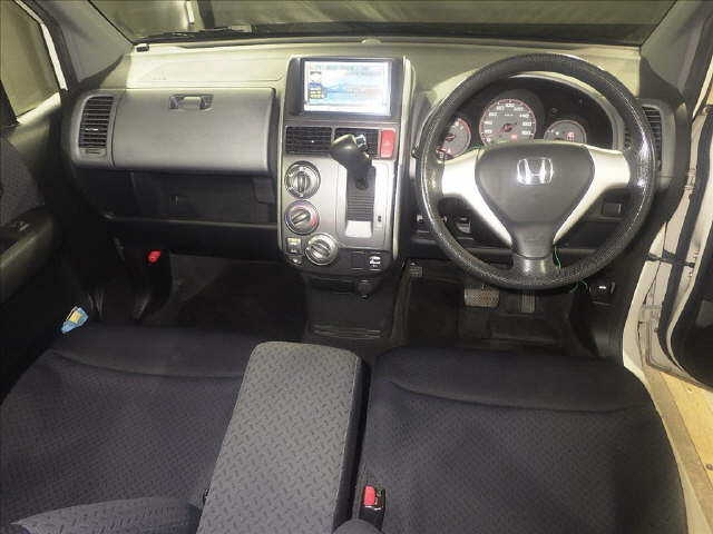 HONDA MOBILIO SPIKE