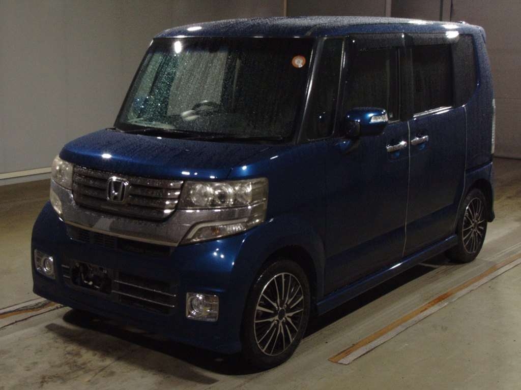 HONDA N-BOX