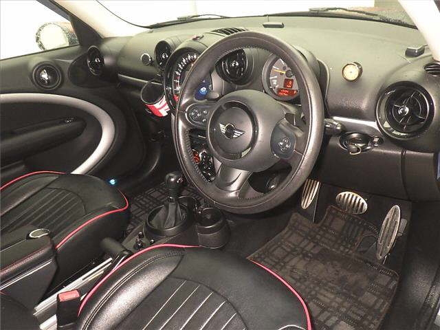 MINI CROSSOVER