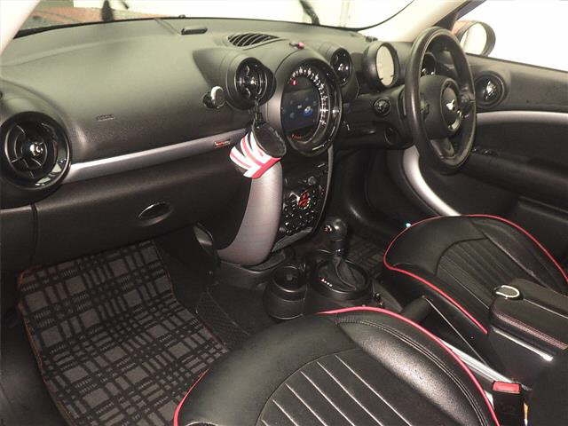 MINI CROSSOVER