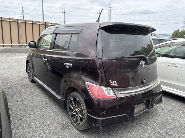 TOYOTA BB