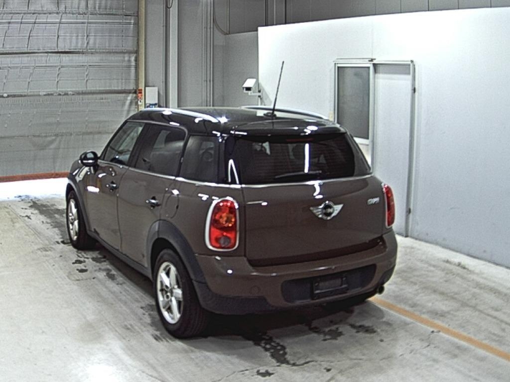 MINI CROSSOVER