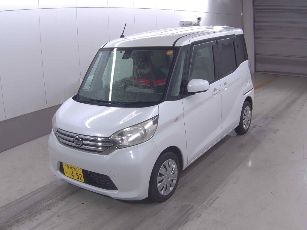 NISSAN DAYZ ROOX