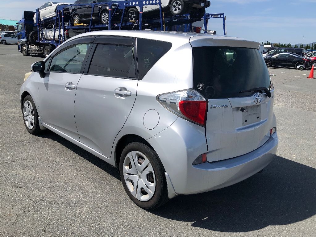 TOYOTA RACTIS