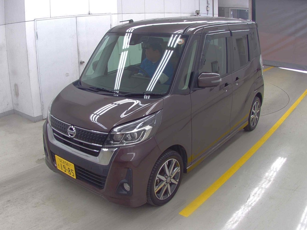 NISSAN DAYZ ROOX