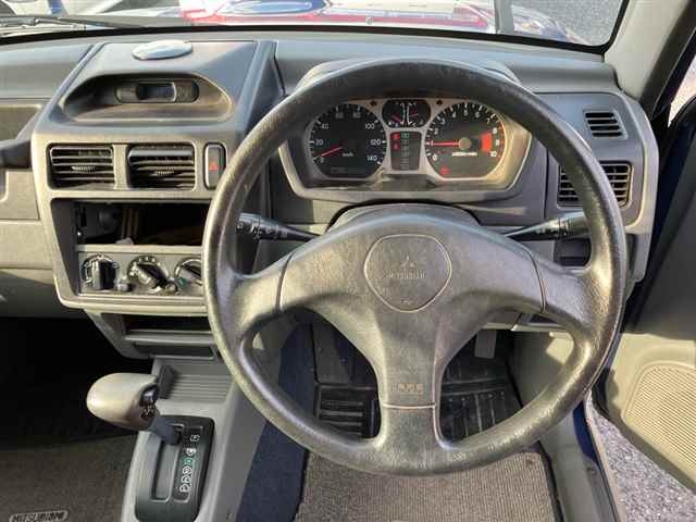 MITSUBISHI PAJERO MINI