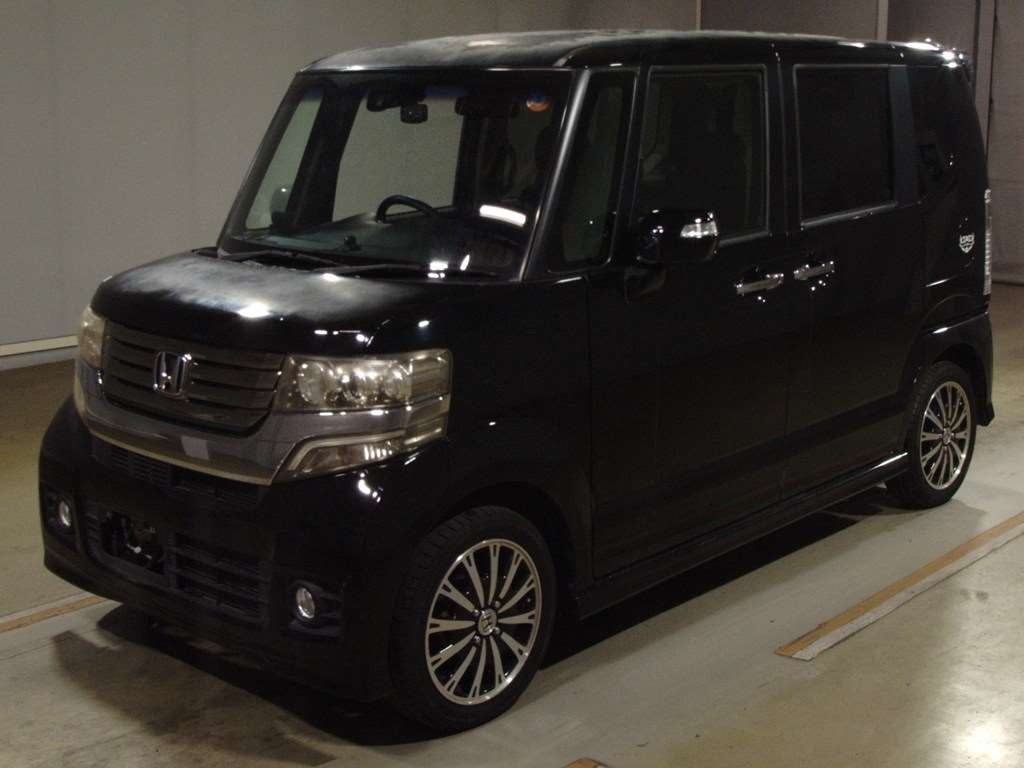 HONDA N-BOX