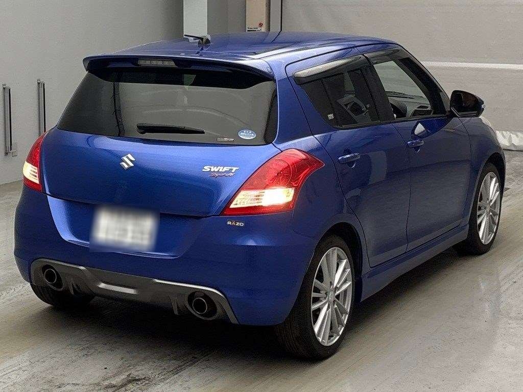 SUZUKI SWIFT