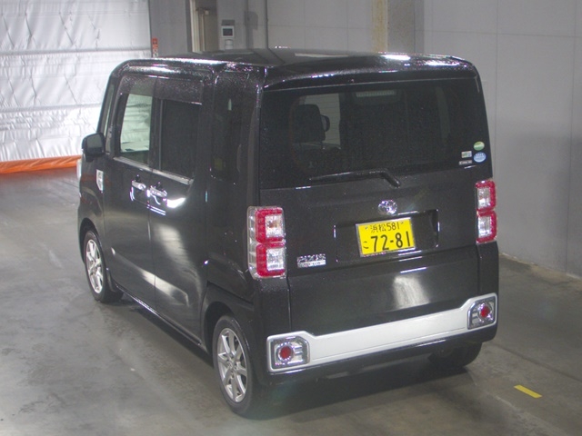 TOYOTA PIXIS MEGA