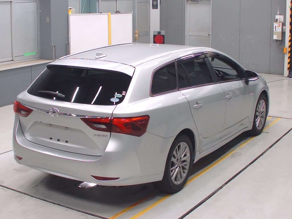 TOYOTA AVENSIS