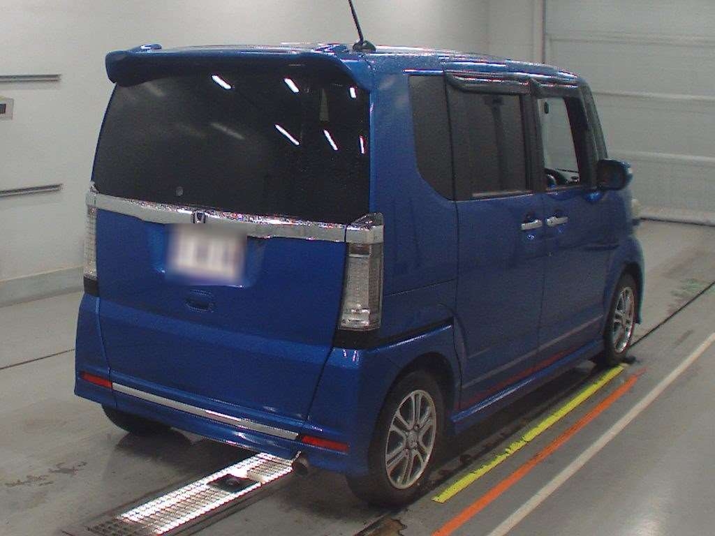 HONDA N-BOX+