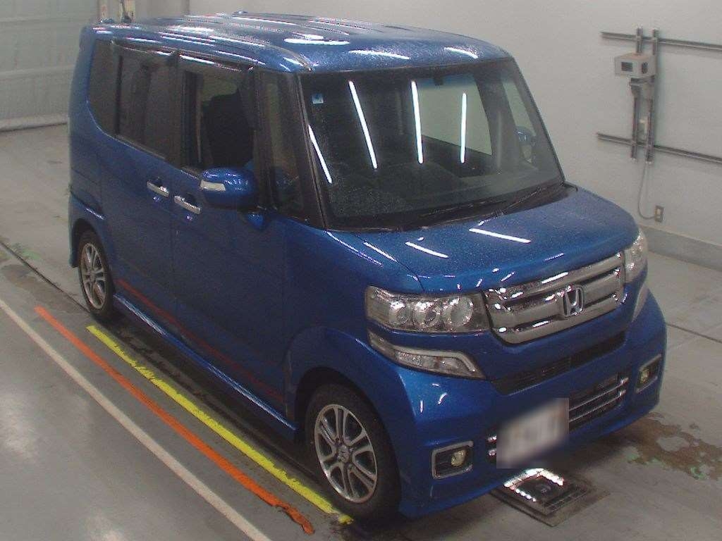 HONDA N-BOX+