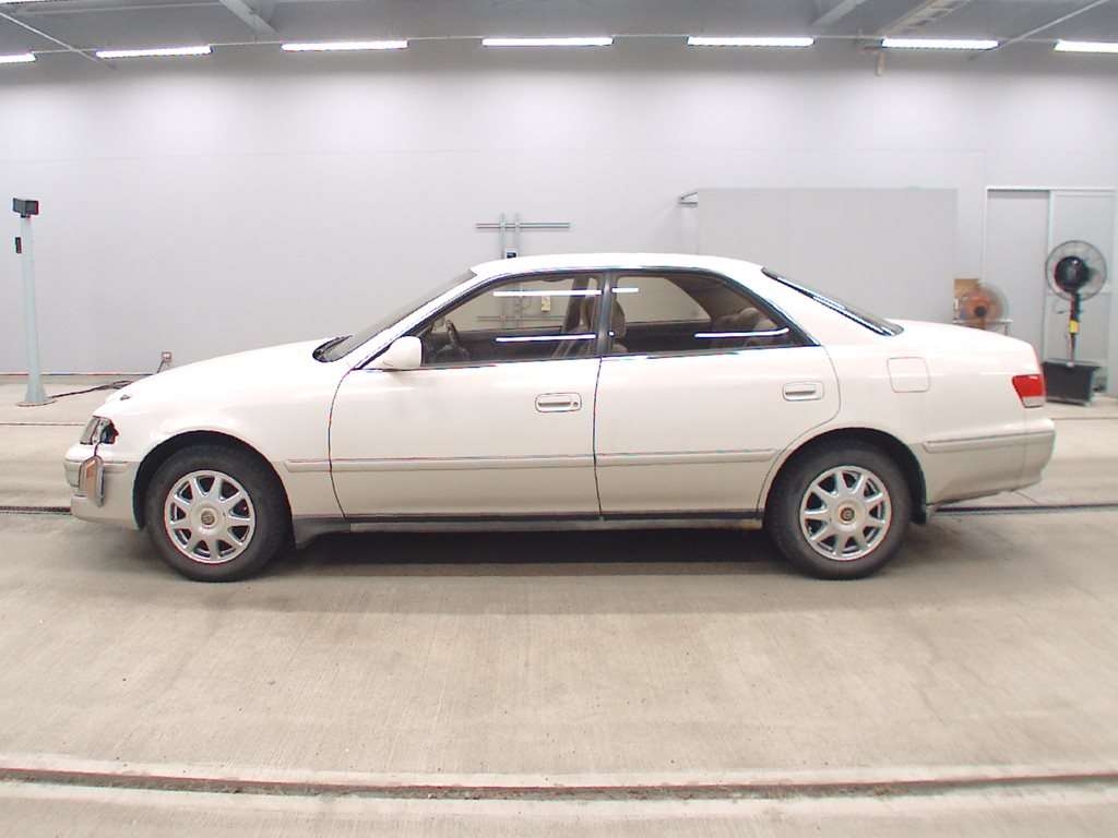 TOYOTA MARK II