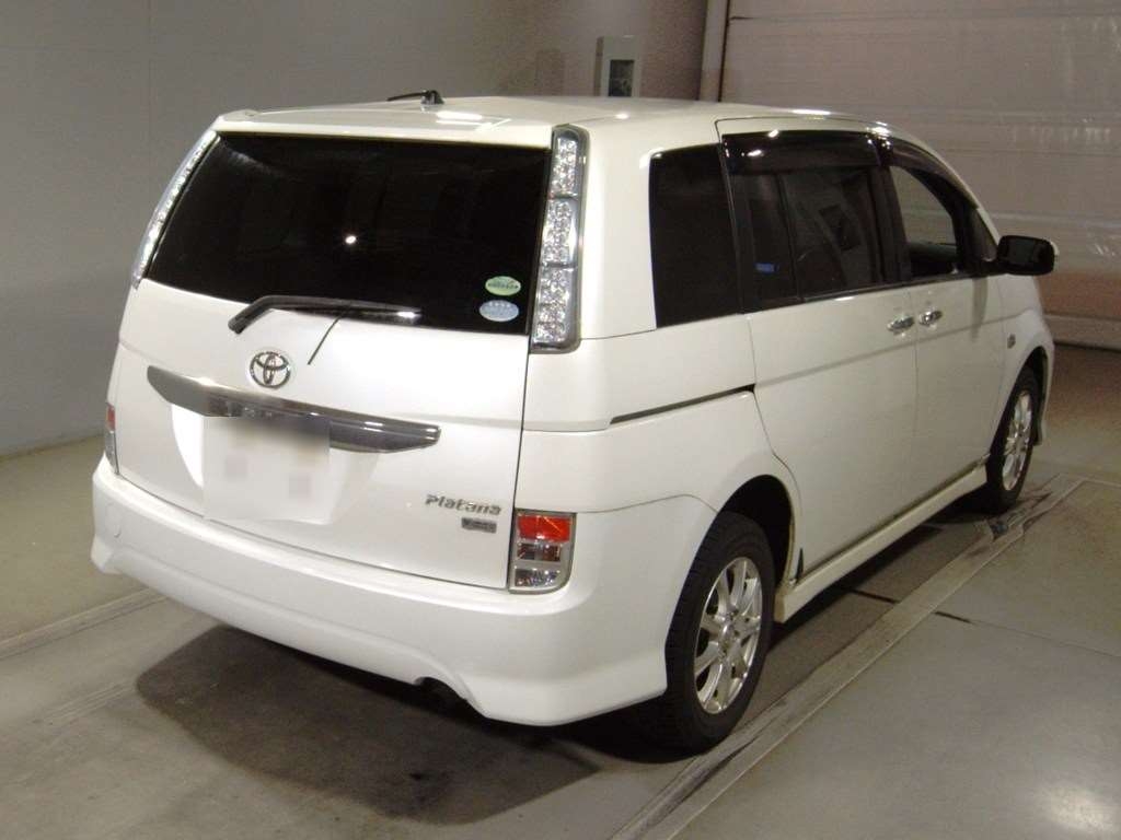 TOYOTA ISIS