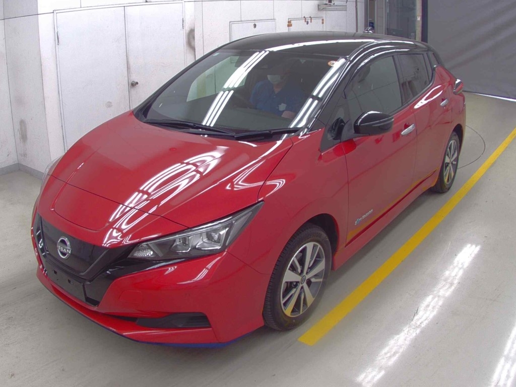NISSAN LEAF