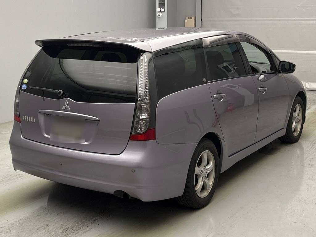 MITSUBISHI GRANDIS