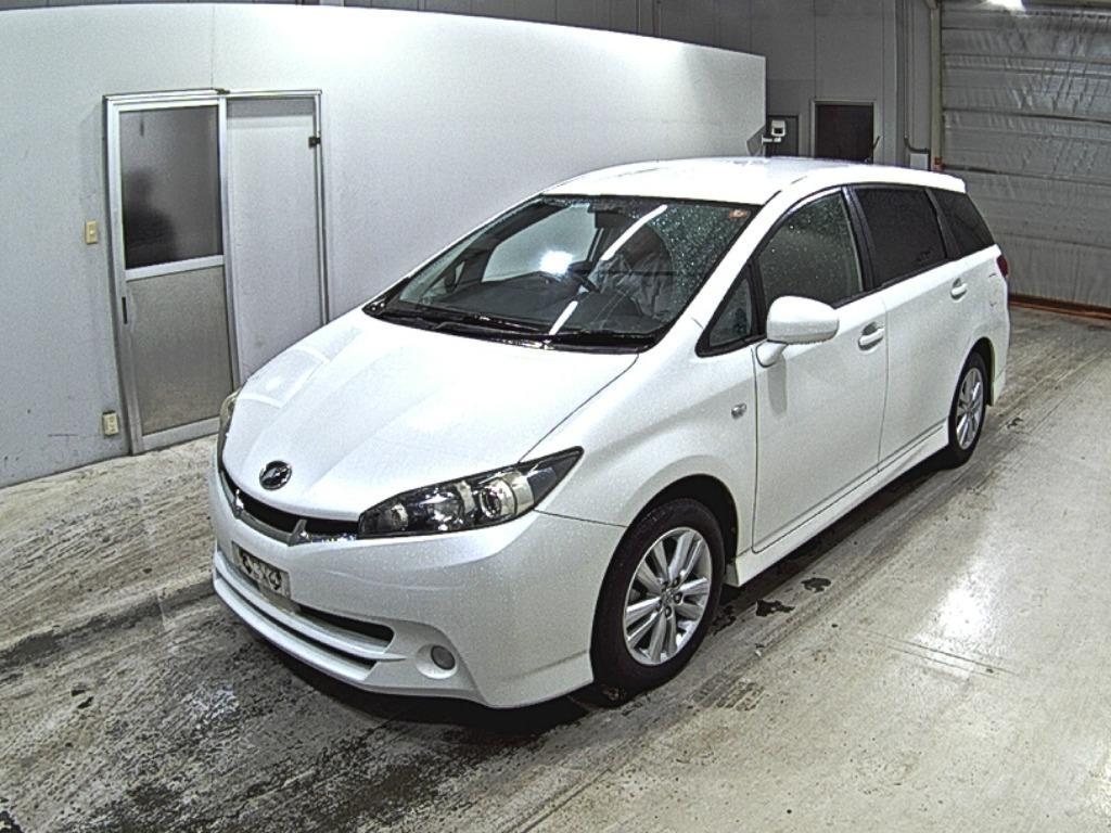 TOYOTA WISH