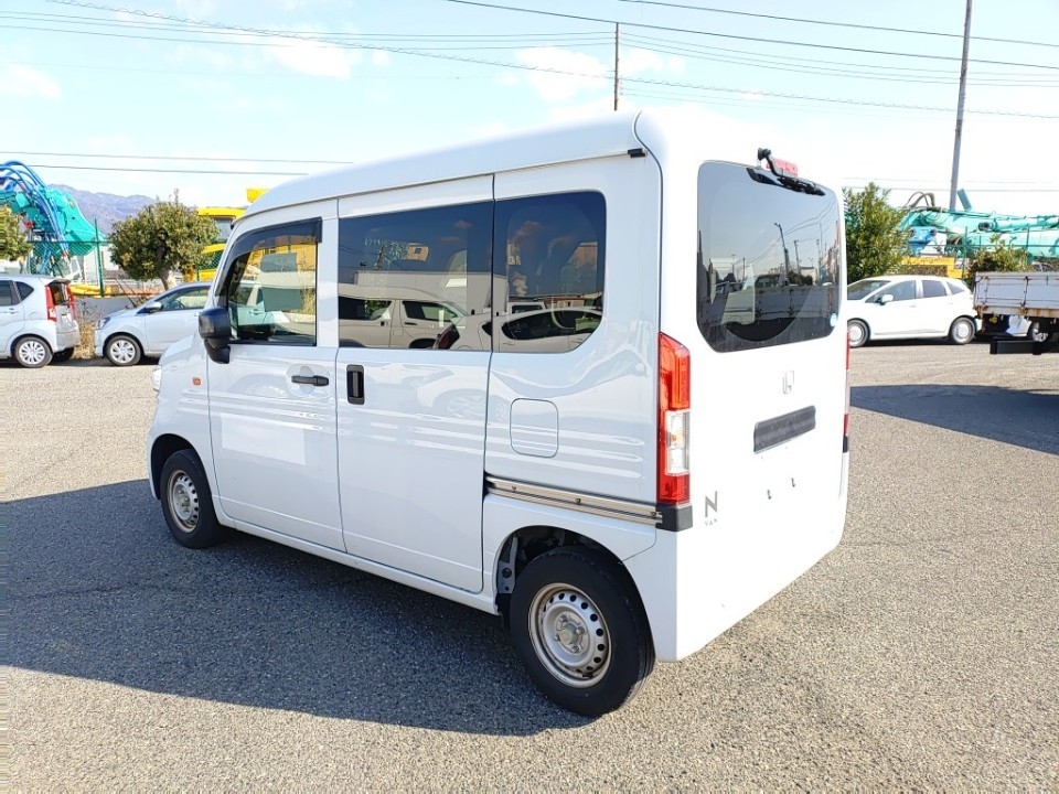HONDA N-VAN