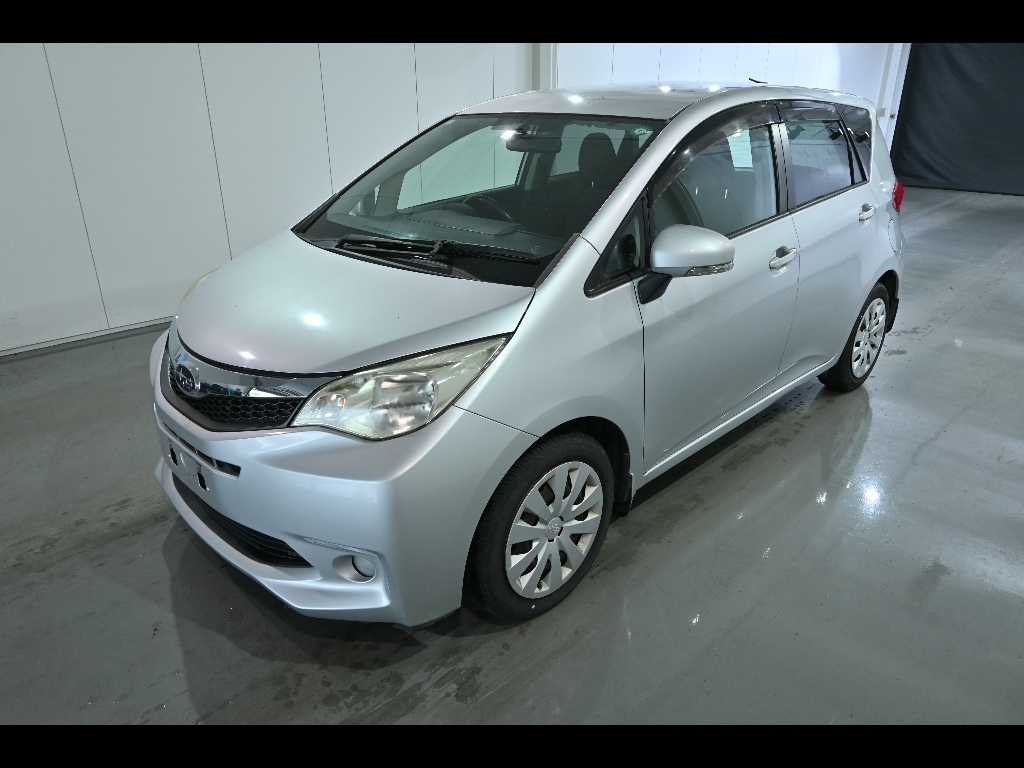 SUBARU TREZIA