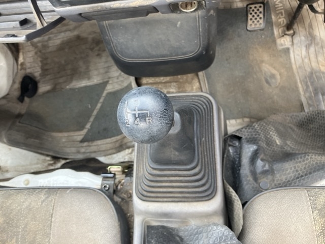 MITSUBISHI MINICAB
