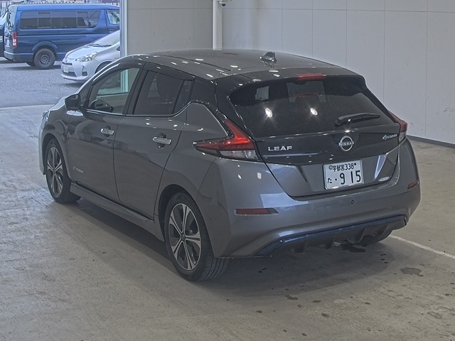 NISSAN LEAF