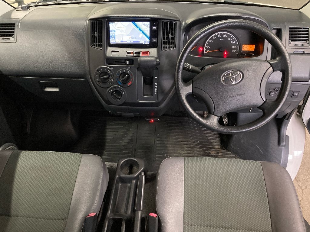 TOYOTA LITE ACE